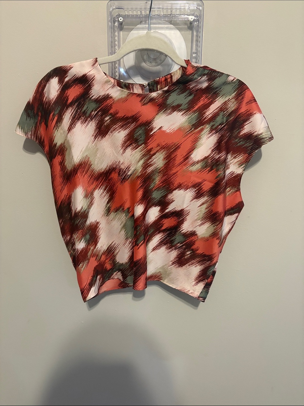 Banana Republic Size Small Abstract Coral Brushstroke Cap-Sleeve Top